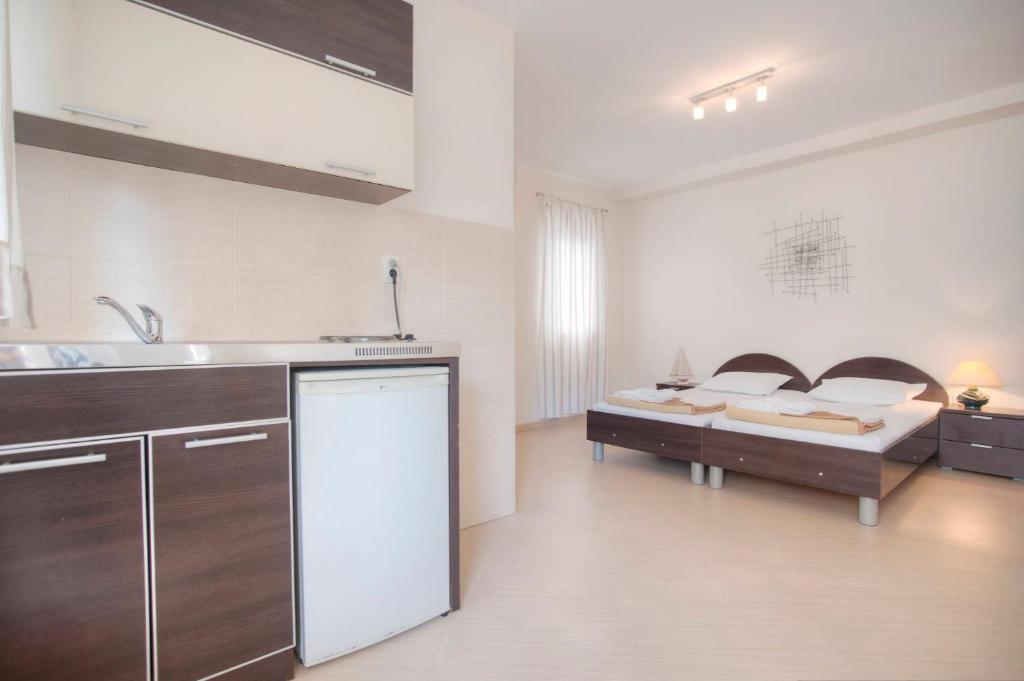 Студио (Номер-студио с террасой), Mandir apartments - Center