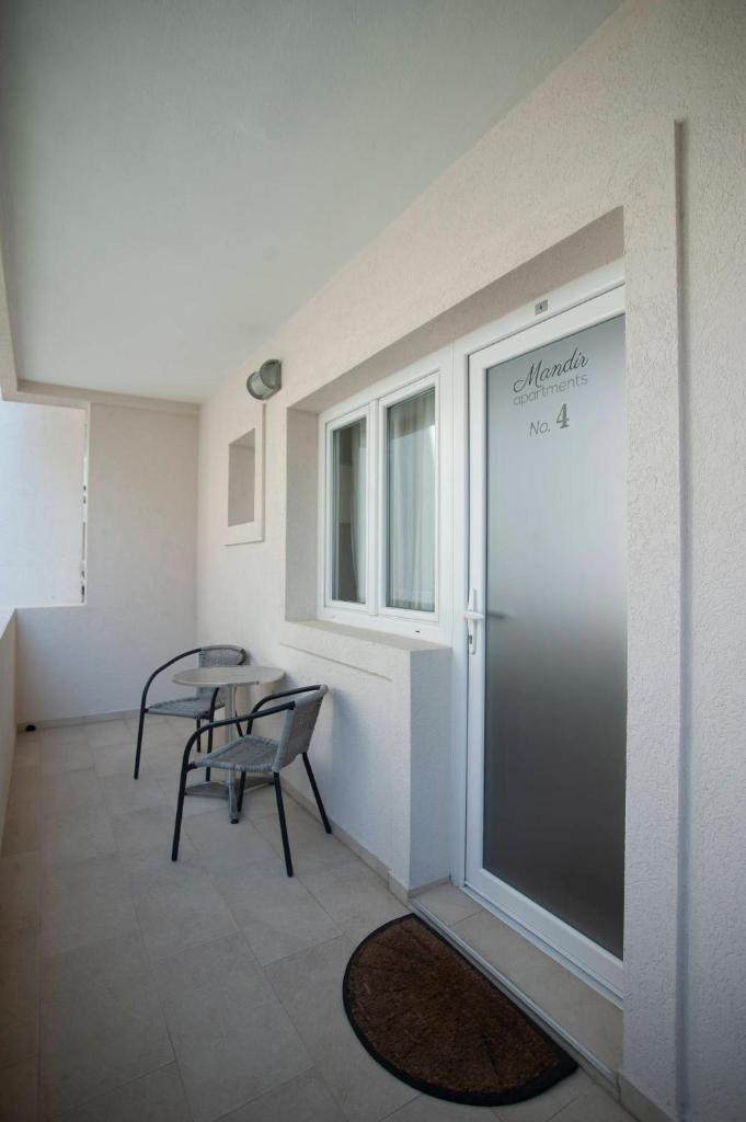 Студио (Номер-студио с террасой), Mandir apartments - Center