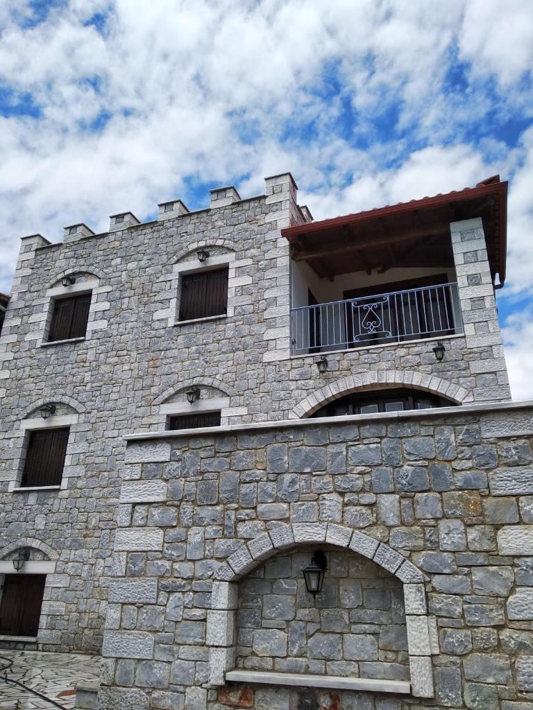 Atha-Tina:Traditional Stone Homes photo 1