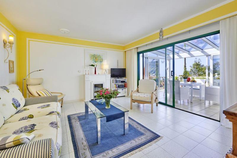 Casa Theresa photo 2
