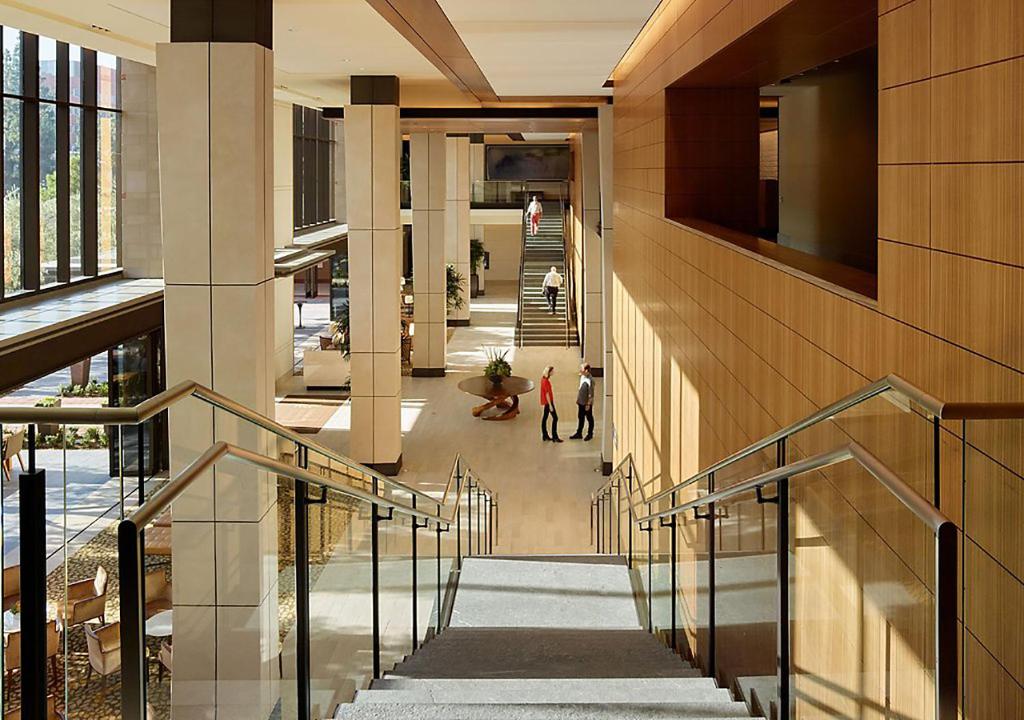 Luskin Hotel image