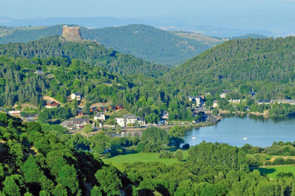 Studio au cœur des Volcans d Auvergne - Murol photo 1