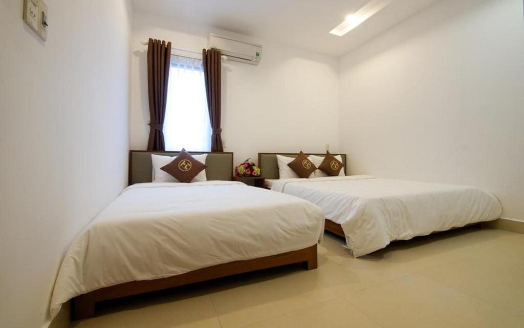 Четырехместный (Классический четырехместный номер), Poetic Hue Hotel