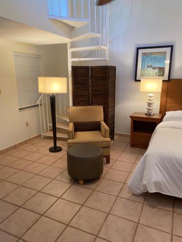 Bahia Bay Resort photo 2