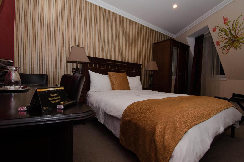 Двухместный (Улучшенный двухместный номер с 1 кроватью), Hotel Boutique Monaco