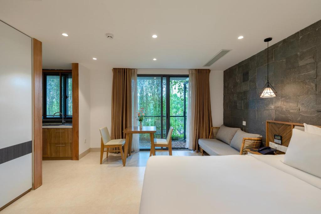 Двухместный (Deluxe Double Room with Balcony and Street View), Ponte Boutique Villa
