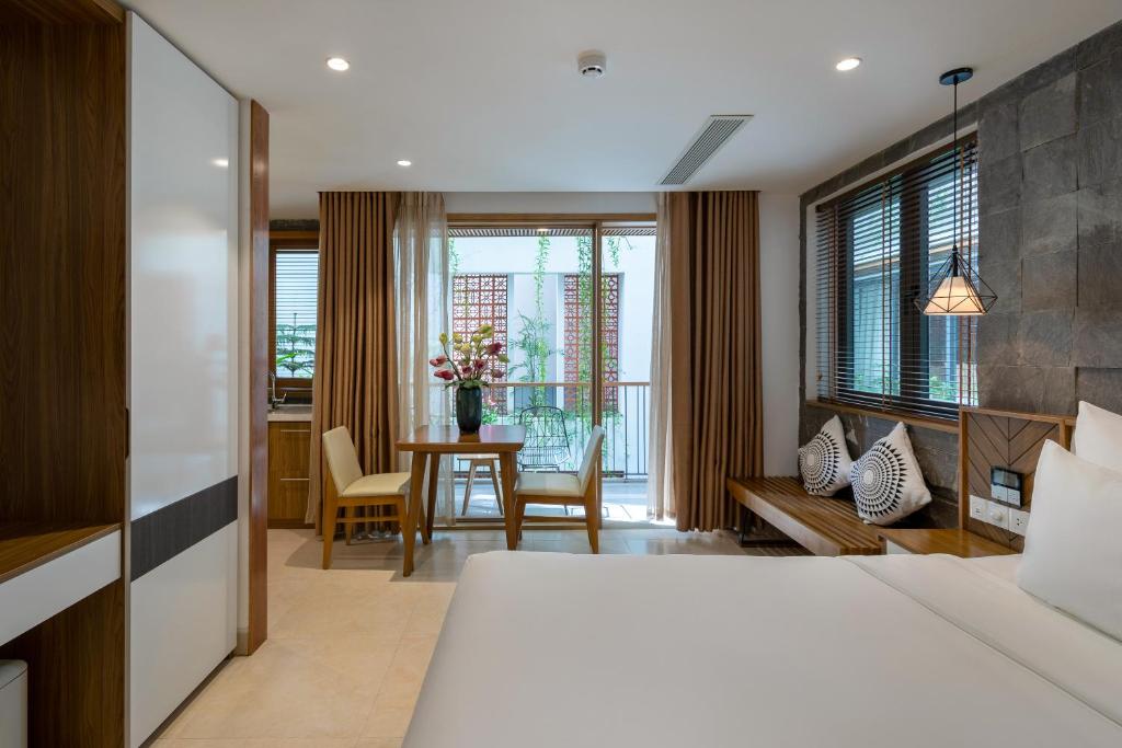 Двухместный (Двухместный номер с 1 кроватью и видом на бассейн), Ponte Boutique Villa