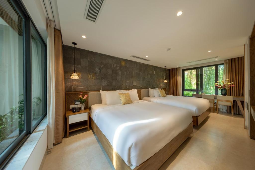 Студио (Family Room with Street View and Pool View - No Balcony), Ponte Boutique Villa