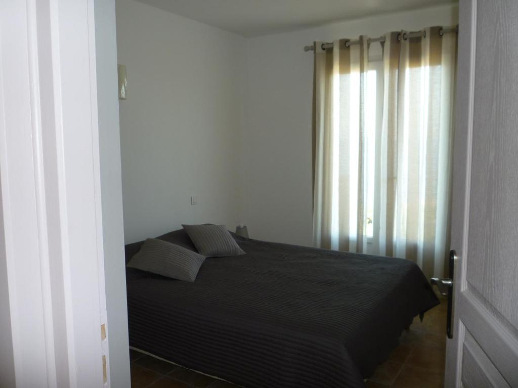 APPARTEMENT PIED DANS L EAU ET VUE MER MAGNIFIQUE photo 4