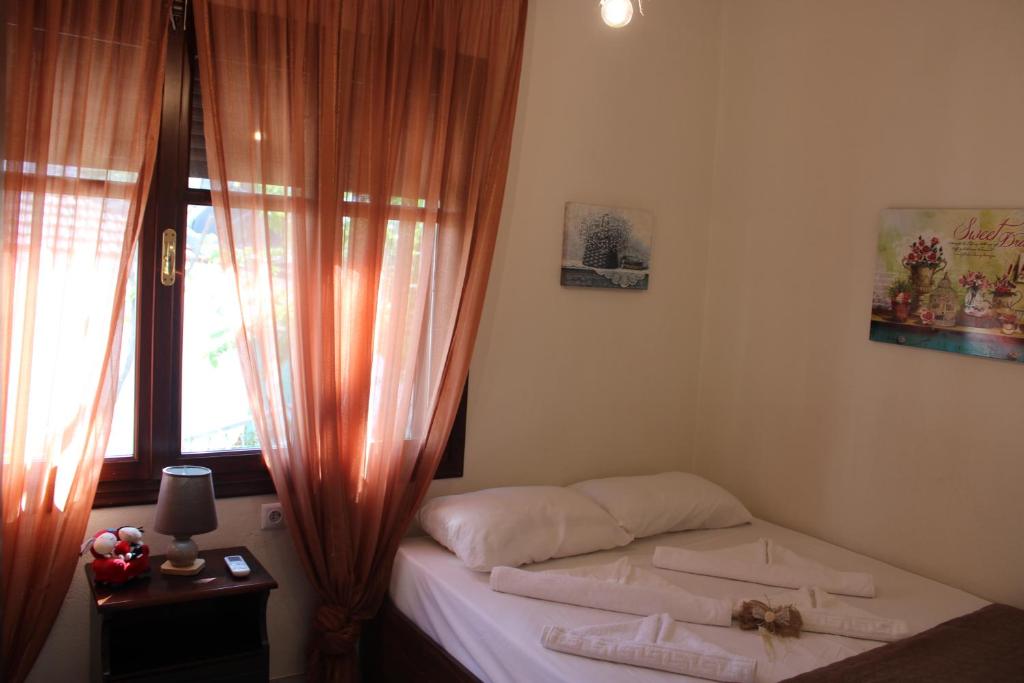 Stelios Apartments photo 3