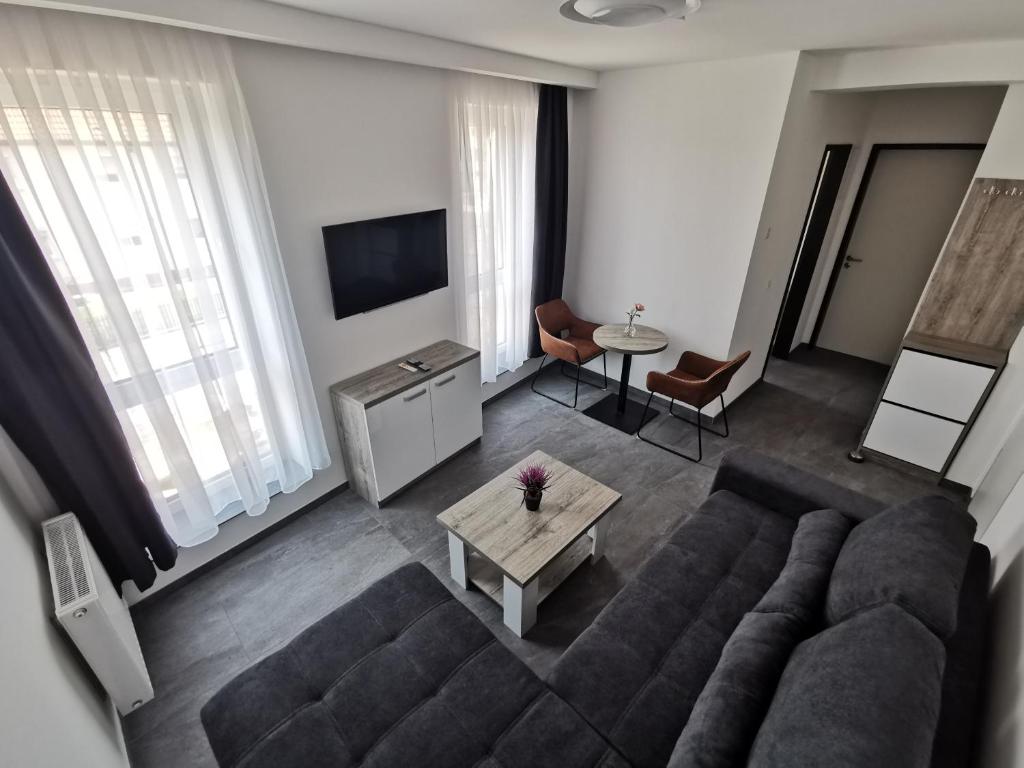 HP Apartments photo 2