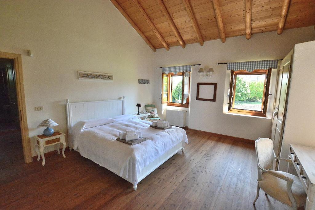 Rustico Villa Marciaga With Pool photo 3