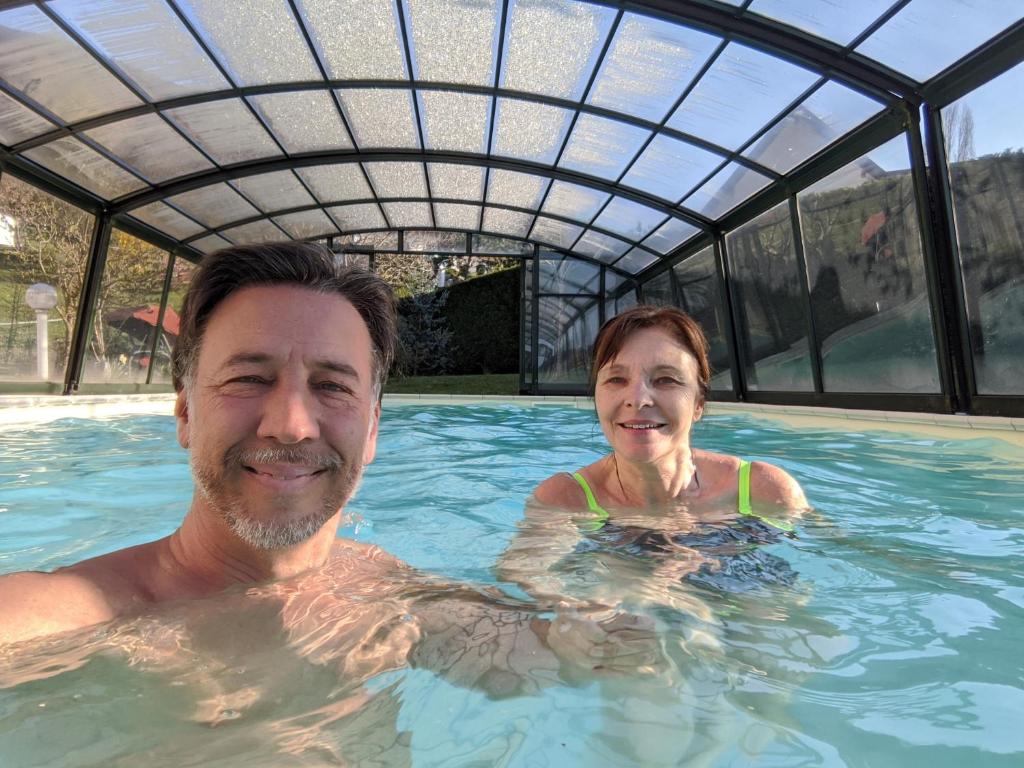 Chalet de TARA - Grand appartement esprit chalet - piscine chauffée - Genève photo 1