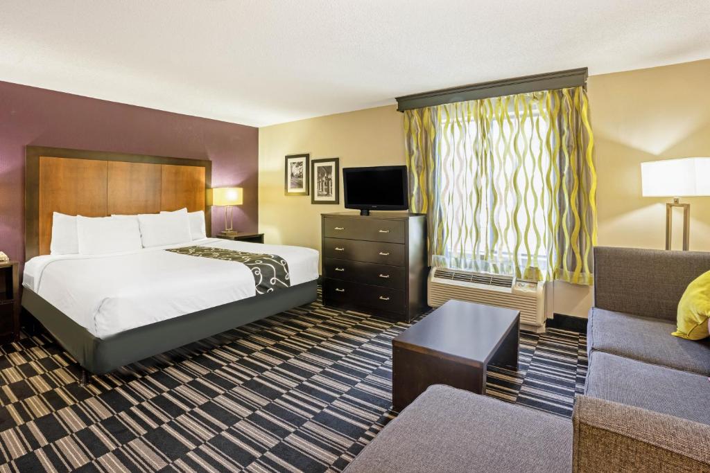 La Quinta by Wyndham Houston North-Spring photo 4