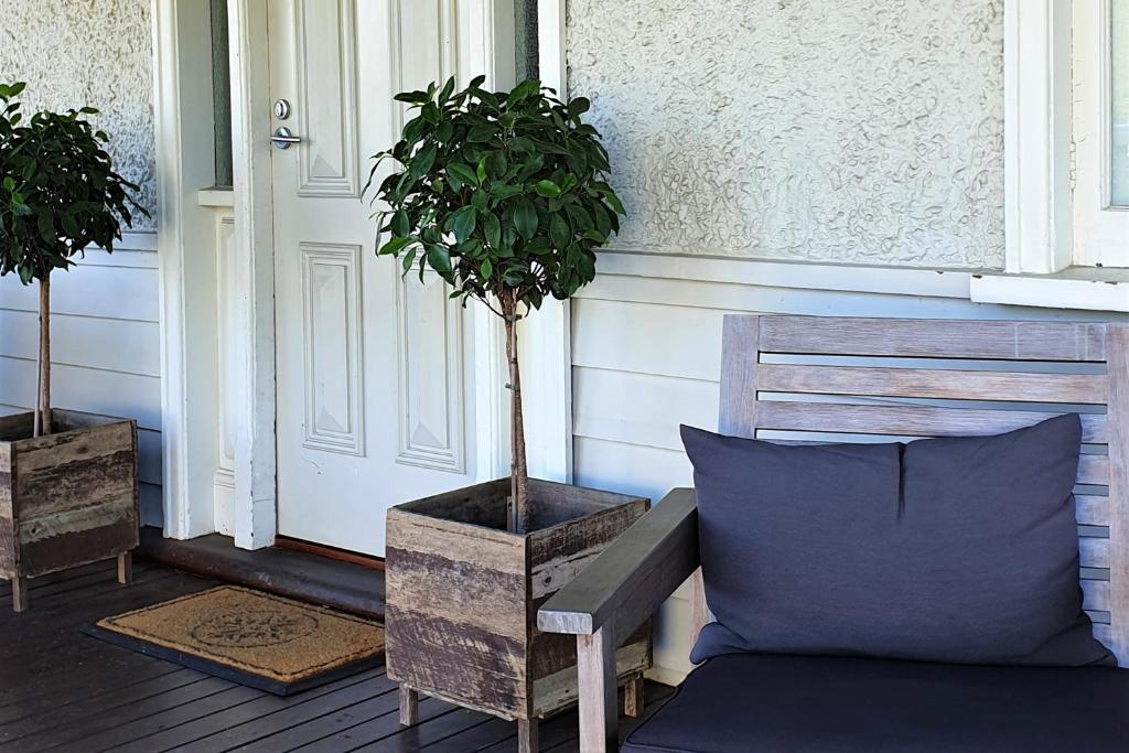 Healesville House - Magnolia House photo 3