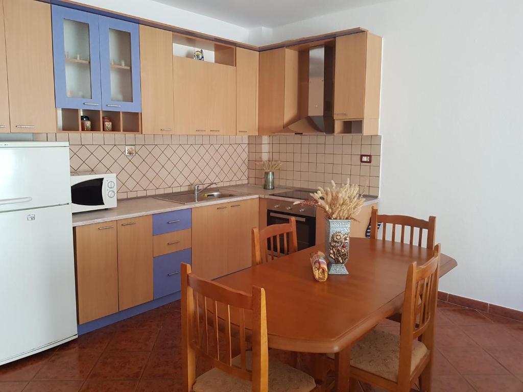 Big apartment photo 3