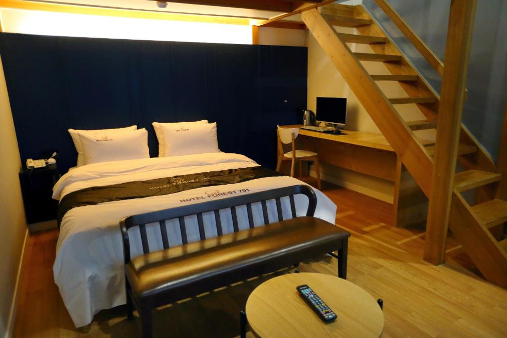 Forest 701 Hotel photo 2