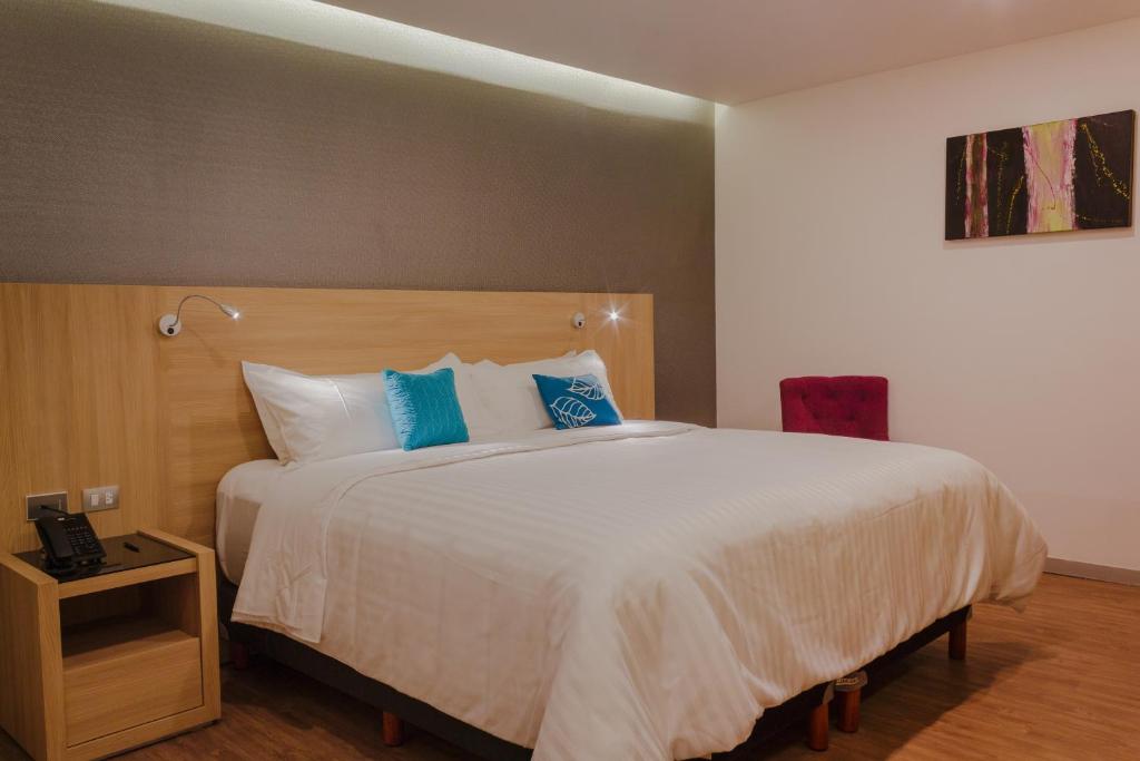 Hotel Kavia Monterrey photo 3