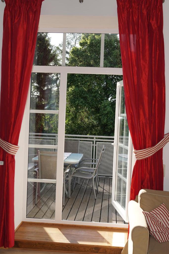 Auberge Tabarz Zimmerberg photo 2