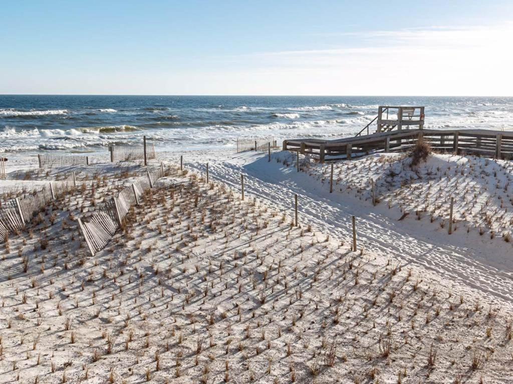 Islander Condominiums I photo 4
