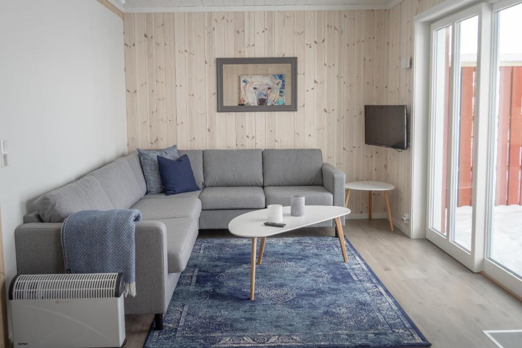 Brand new Nappstraumen seaview cabin photo 2