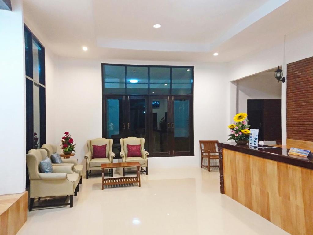 Sunflora Resort Chumphon photo 4