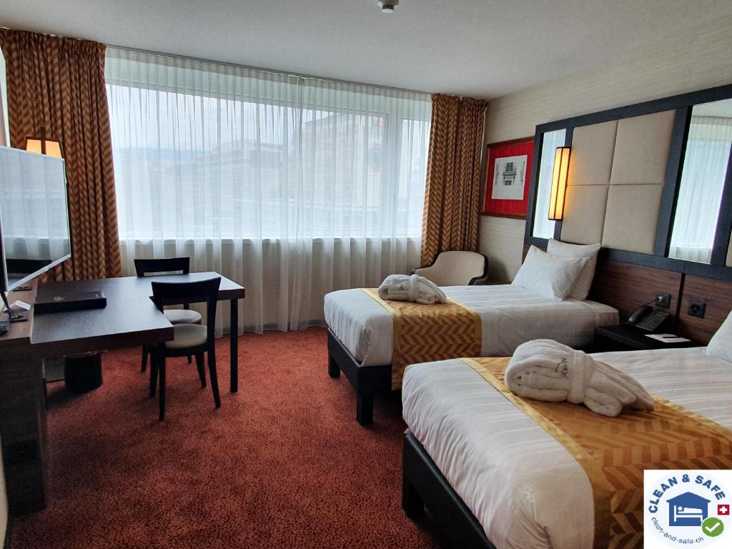 Двухместный (Улучшенный люкс Твин), Nash Suites Hotel