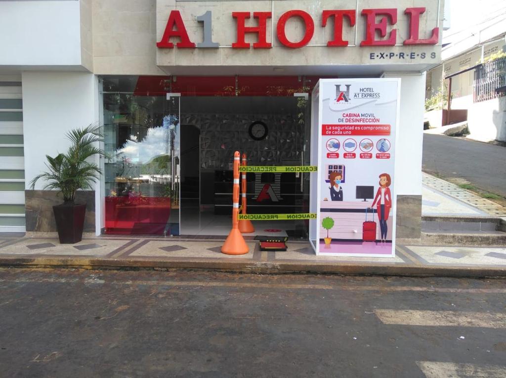 HOTEL A1 EXPRESS photo 2