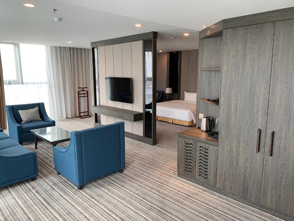 Сьюит (Представительский люкс), Muong Thanh Luxury Saigon Hotel