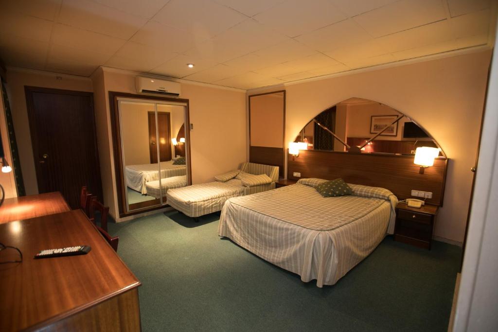 Hotel Odon photo 1
