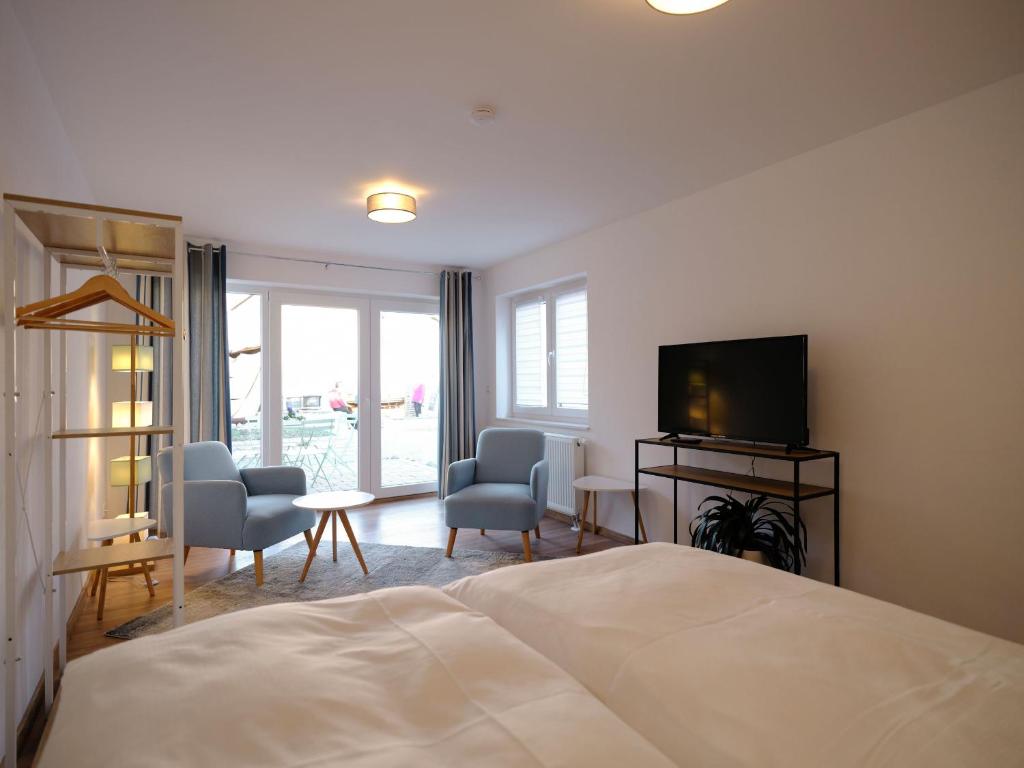 Travel Art Boardinghouse photo 3