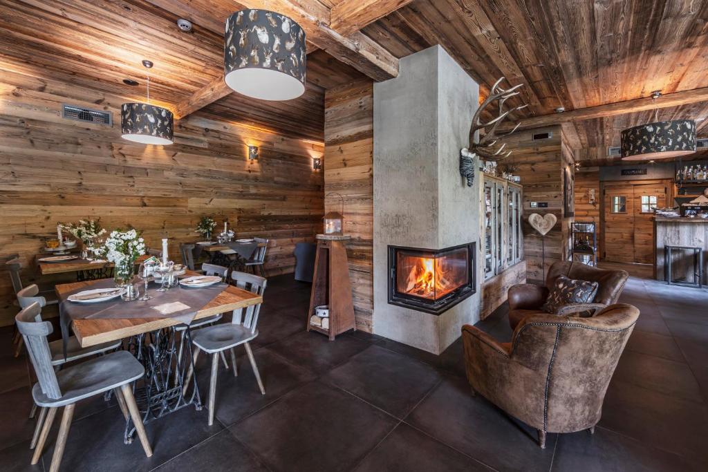 LMC Guesthouse photo 2