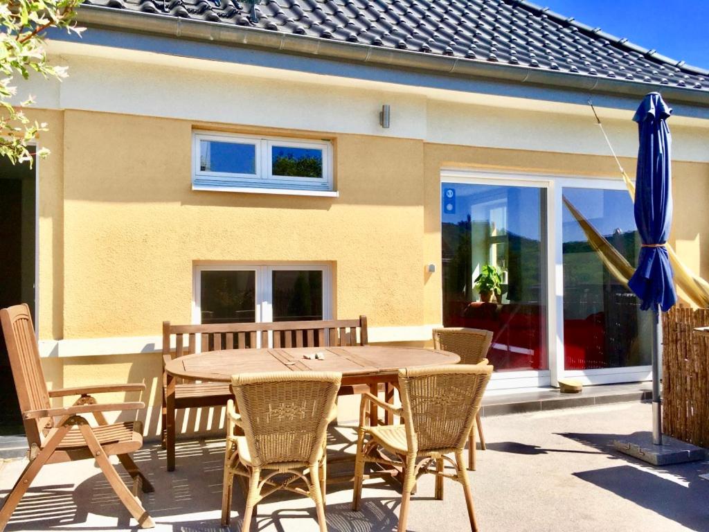Maisonette Wohnung Südstadtvilla photo 2