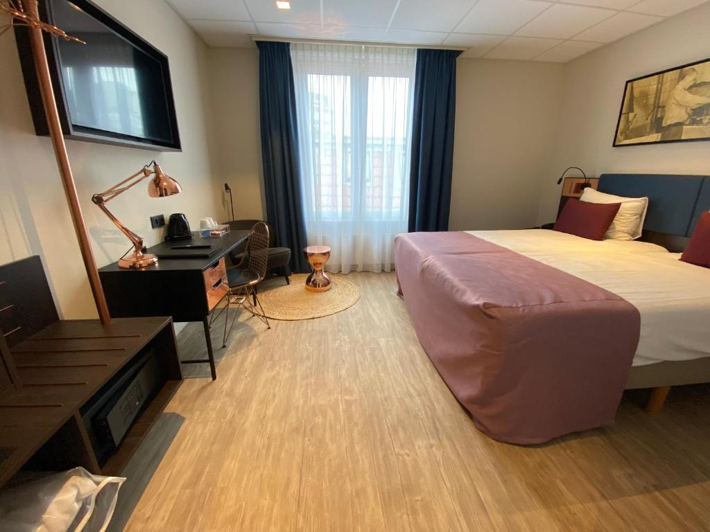 Двухместный (Двухместный номер с 2 отдельными кроватями), Best Western Dam Square Inn