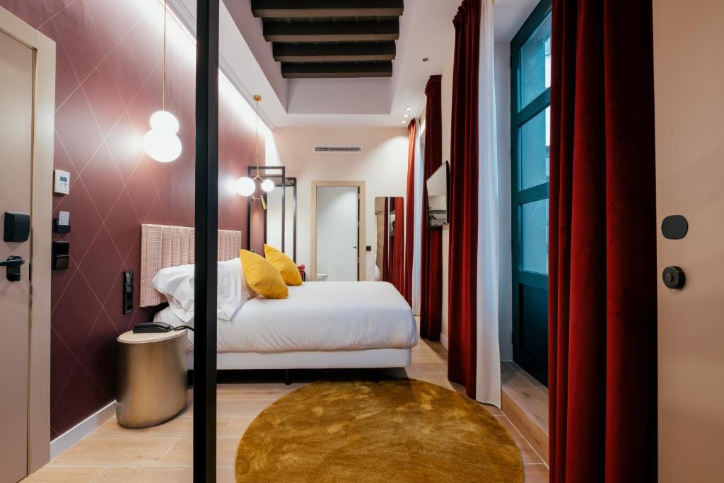Hotel Cetina Casa de las Telas, Sevilla - Tap to explore photos