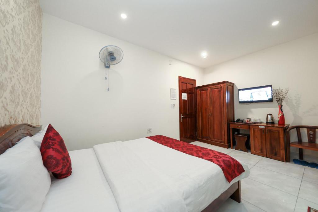Двухместный (Улучшенный двухместный номер с 1 кроватью), Huy Hoang 2 Hotel