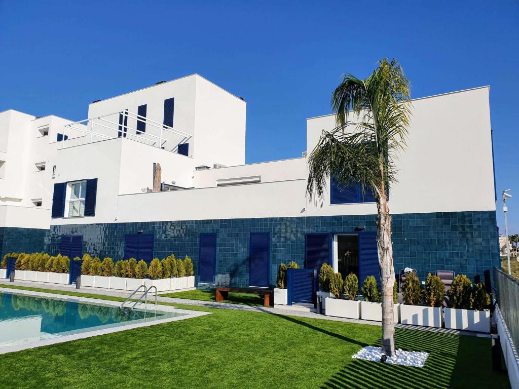 Sea Golf Sun Luxury Vacation Rental photo 1