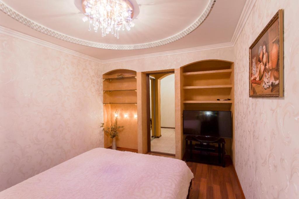 Apartment on Lenina Street photo 3