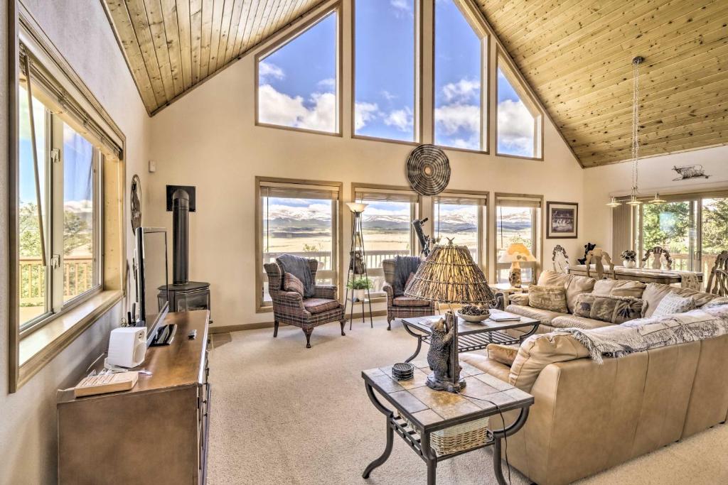 Quiet Fairplay Cabin with Rocky Mountain Views! photo 3