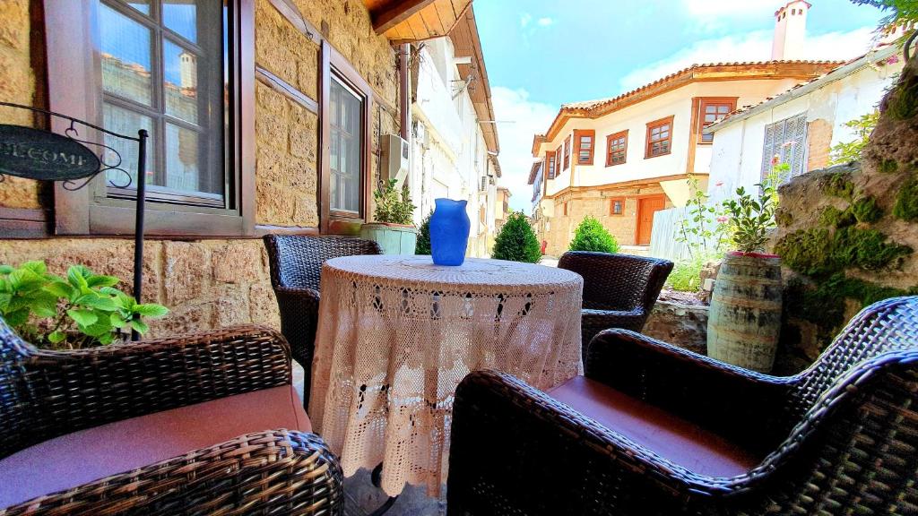 Varosi Guesthouse photo 1