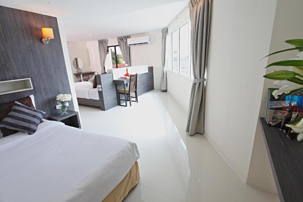 Семейный (Семейный номер с балконом), Отель The Zen Pattaya