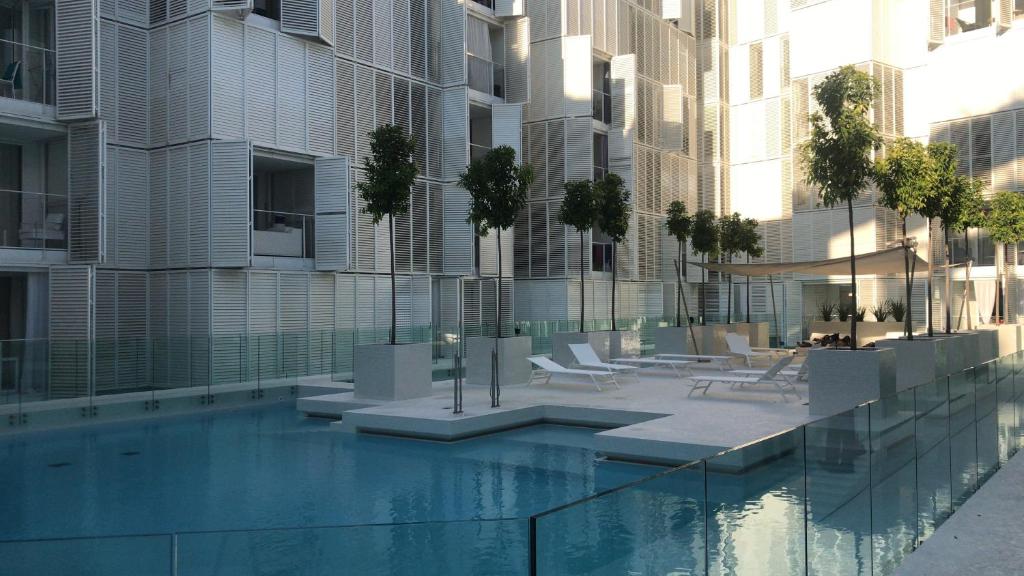LHG IBIZA Marina Botafoch photo 2