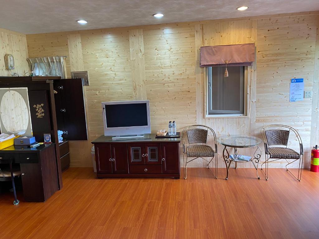 Huayi Homestay photo 3
