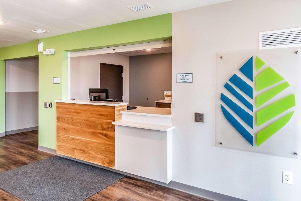 WoodSpring Suites Indianapolis Zionsville photo 4