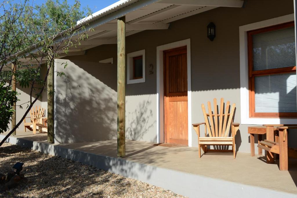 Travellers Rest photo 3