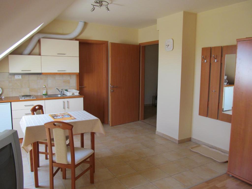 Mónika apartman photo 1