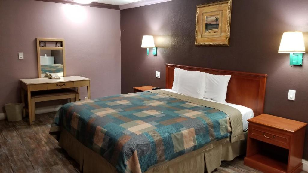 Двухместный (Номер с кроватью размера «king-size» - Для курящих), Hollywood Stars Inn