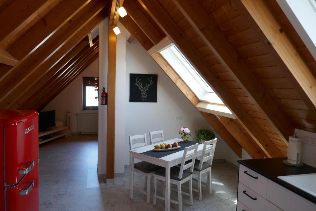 Moderne 2 Zi - FeWo Weinbergliebe am Tuniberg zwischen Freiburg und Frankreich photo 1