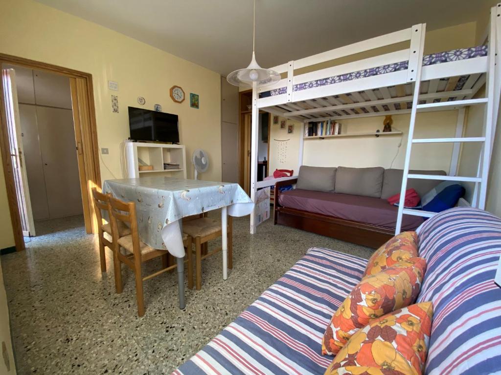 Grado Rouse city - Avanti Savoia photo 2