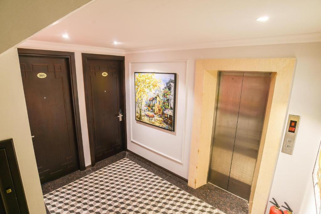 Двухместный (Street View Balcony Suite), Golden Legend Hotel